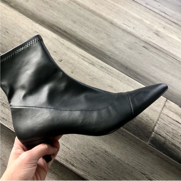 Journee Collection ‘Jadde’ Black Sock Style Booties w/ Kitten Heel & Pointed Toe - Picture 3 of 11